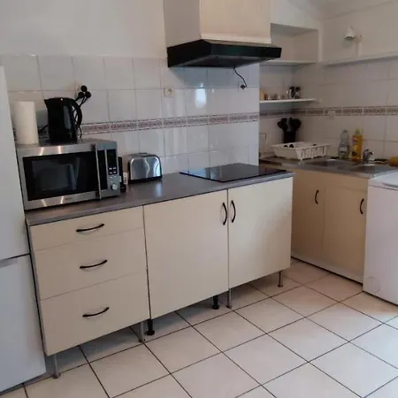 45 M² Proche Du Centre Апартаменты Люнель